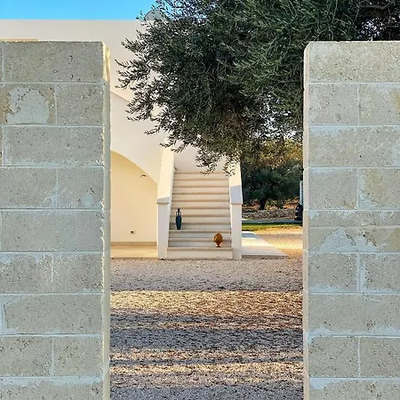 Alojamento de Acomodação e Pequeno-almoço Dimora La Scaledda *