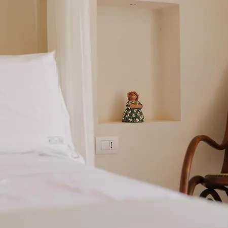 Dimora La Scaledda Alojamento de Acomodação e Pequeno-almoço Serranova